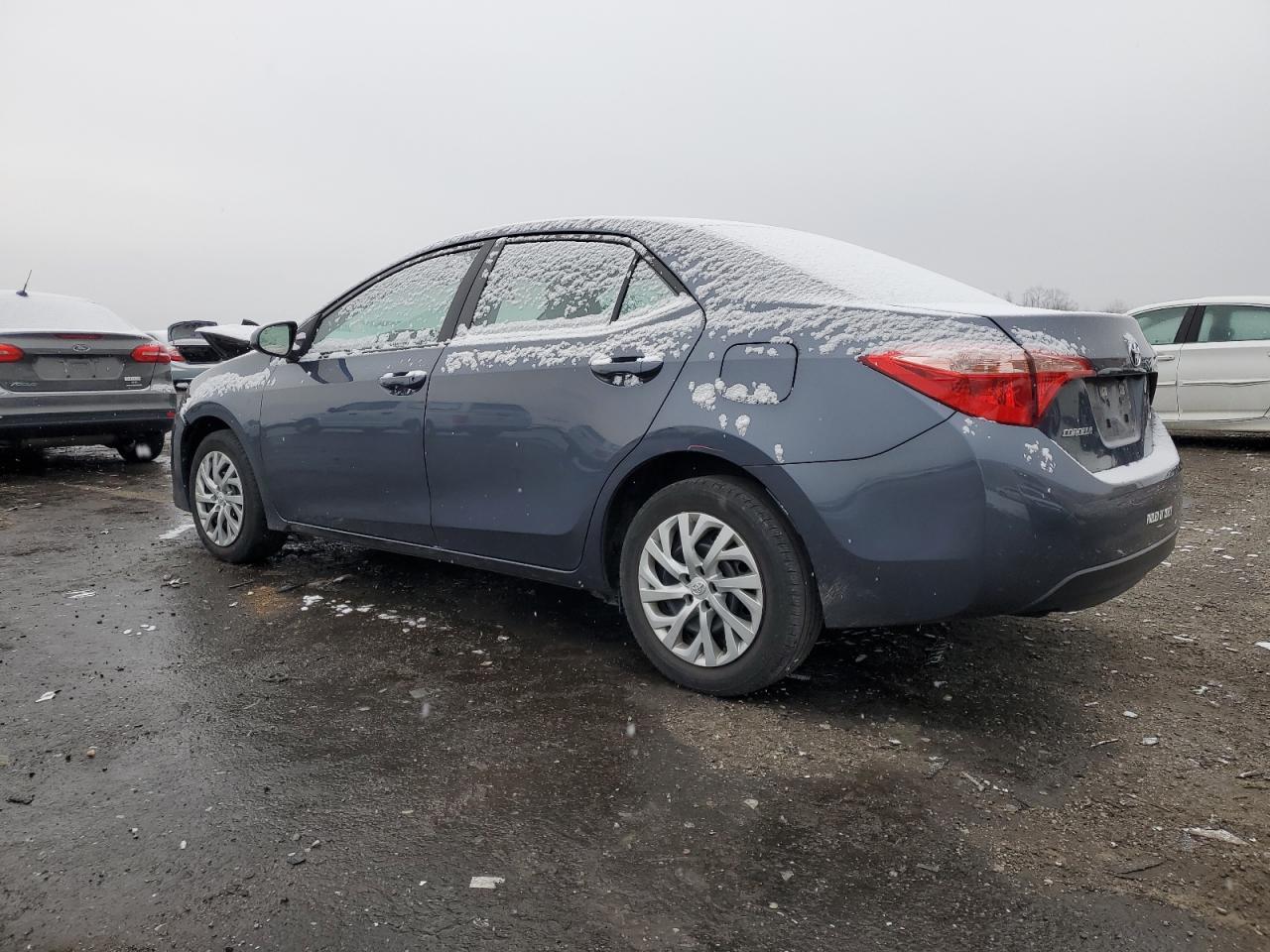 2019 TOYOTA COROLLA L - Фото 2