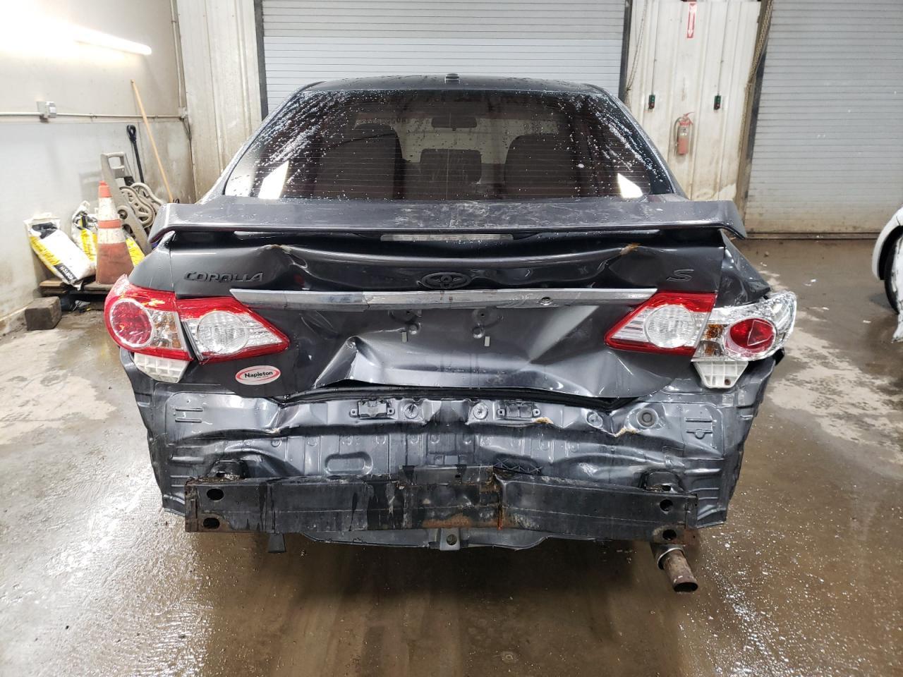 2013 TOYOTA COROLLA BA - Фото 6