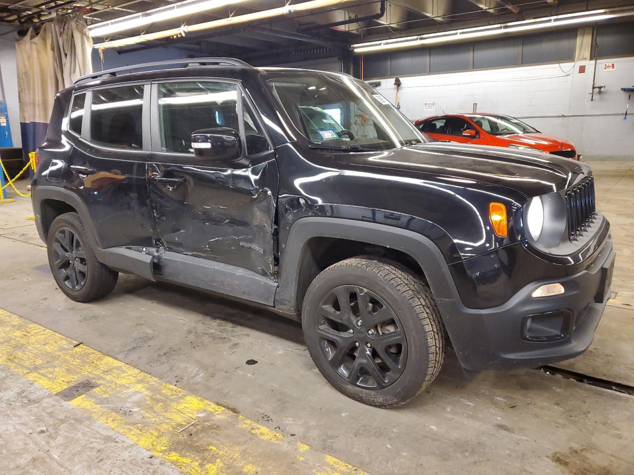 2017 JEEP RENEGADE L - Image 4