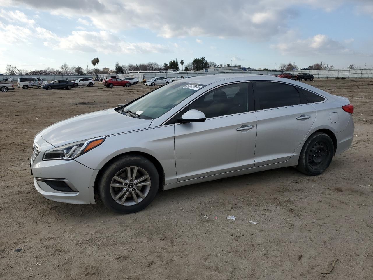 2017 HYUNDAI SONATA SE