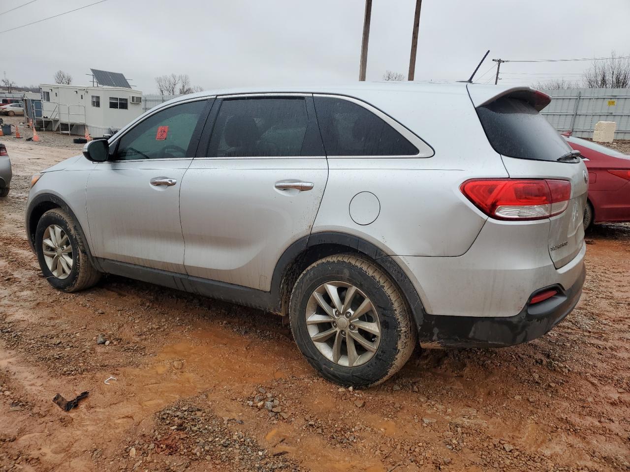 2017 KIA SORENTO LX - Фото 2