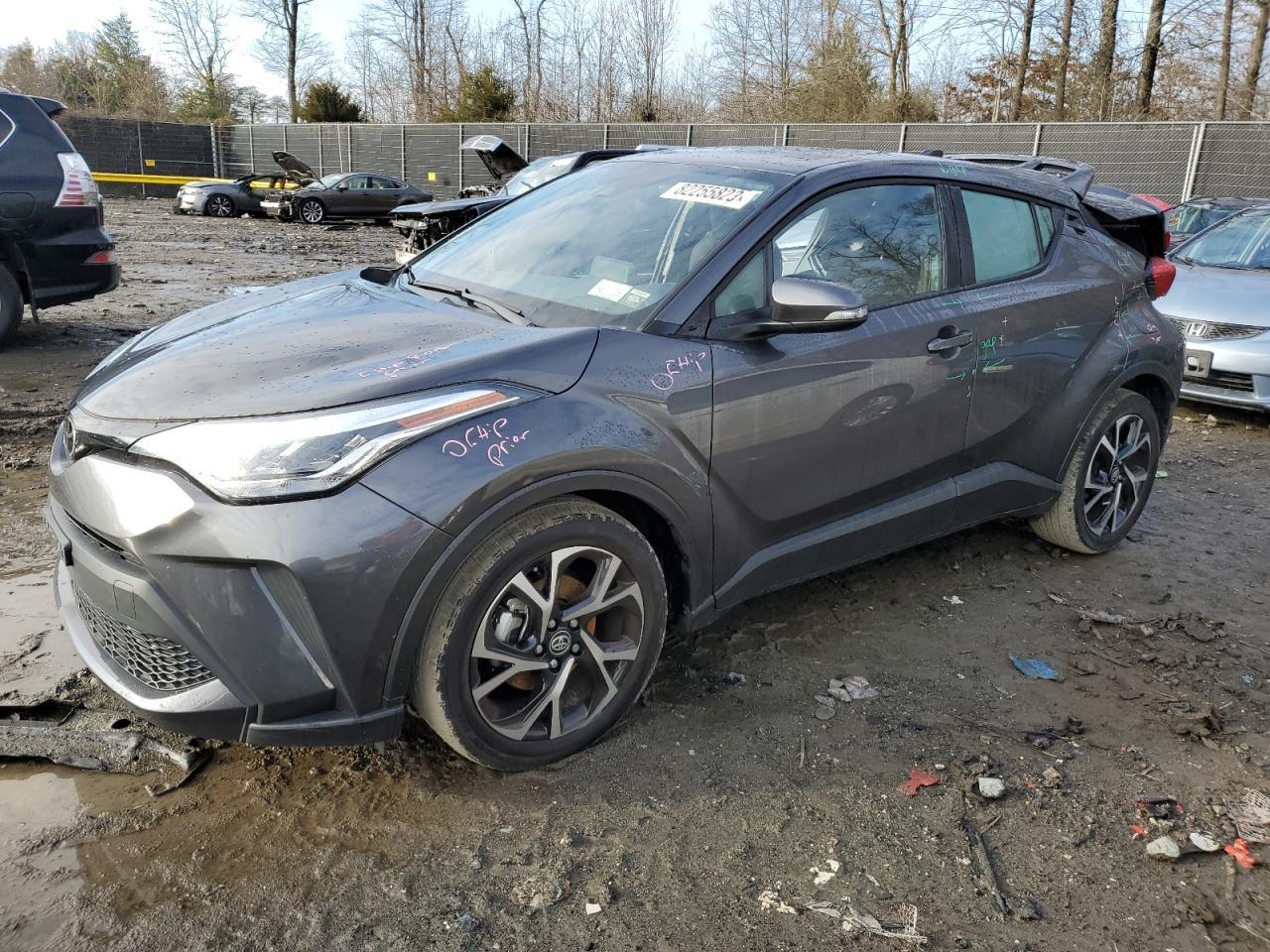2021 TOYOTA C-HR XLE