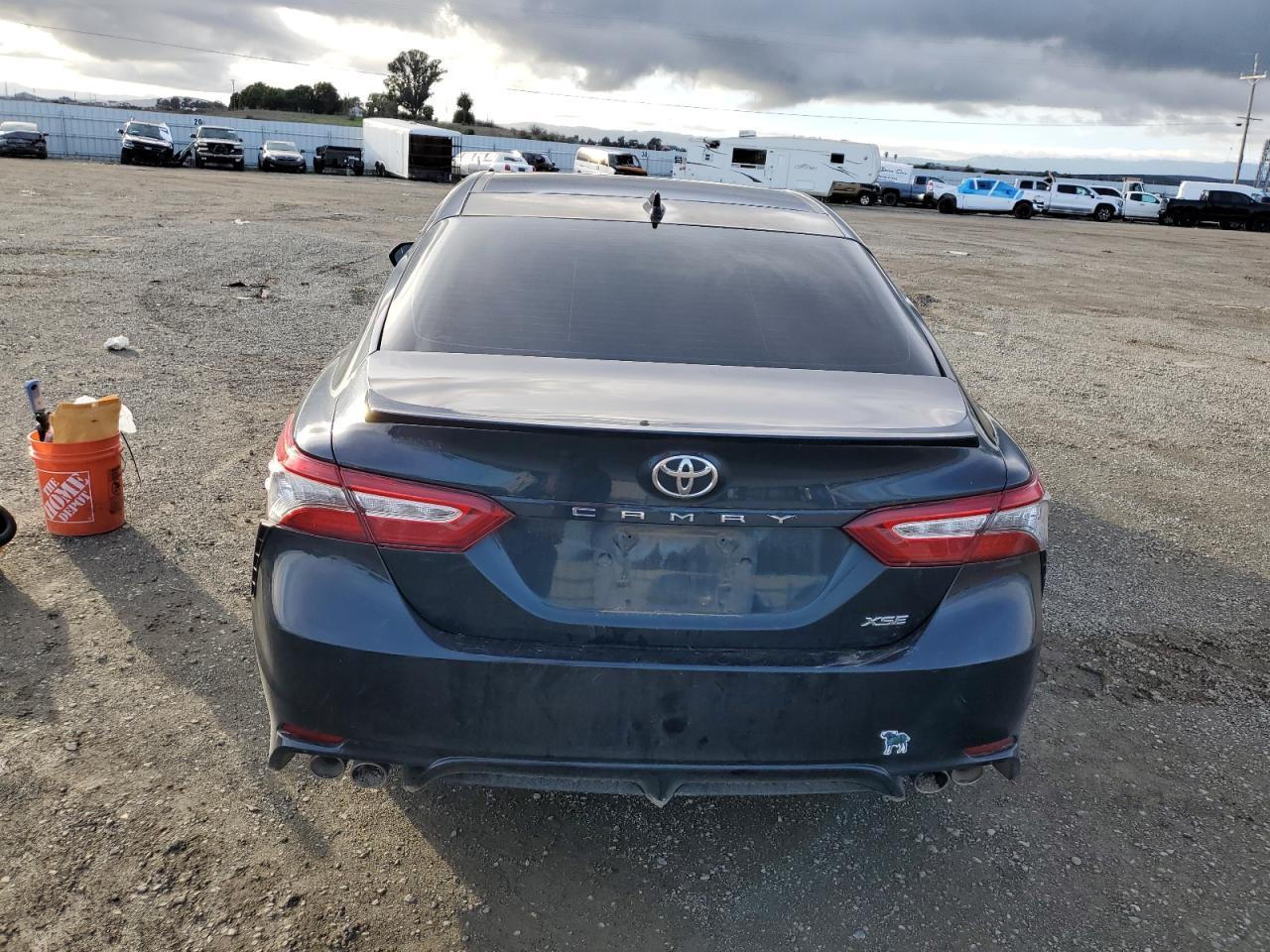 2019 TOYOTA CAMRY XSE - Image 6
