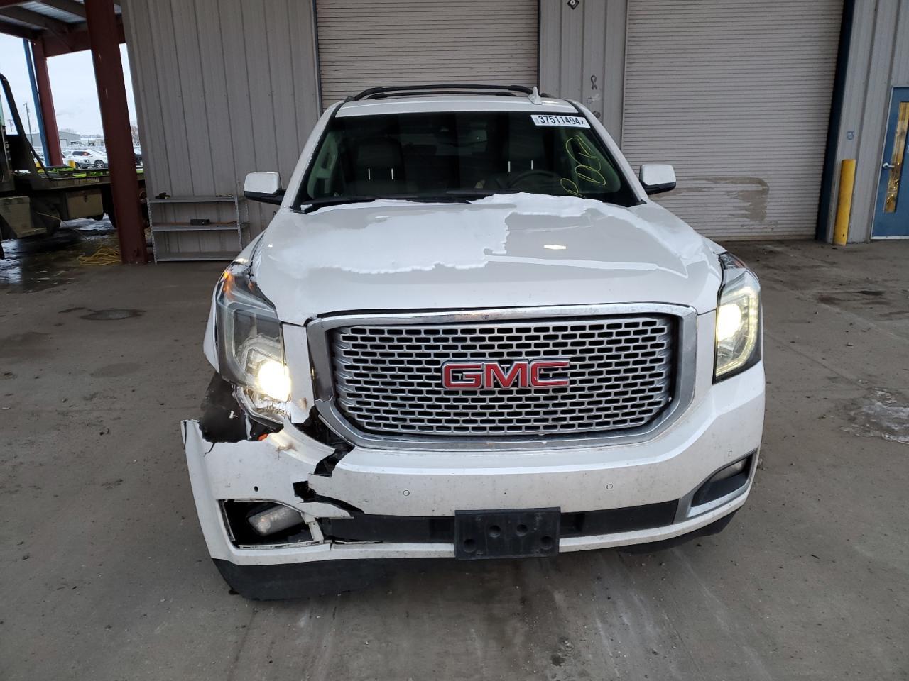 2016 GMC YUKON XL D - Фото 5