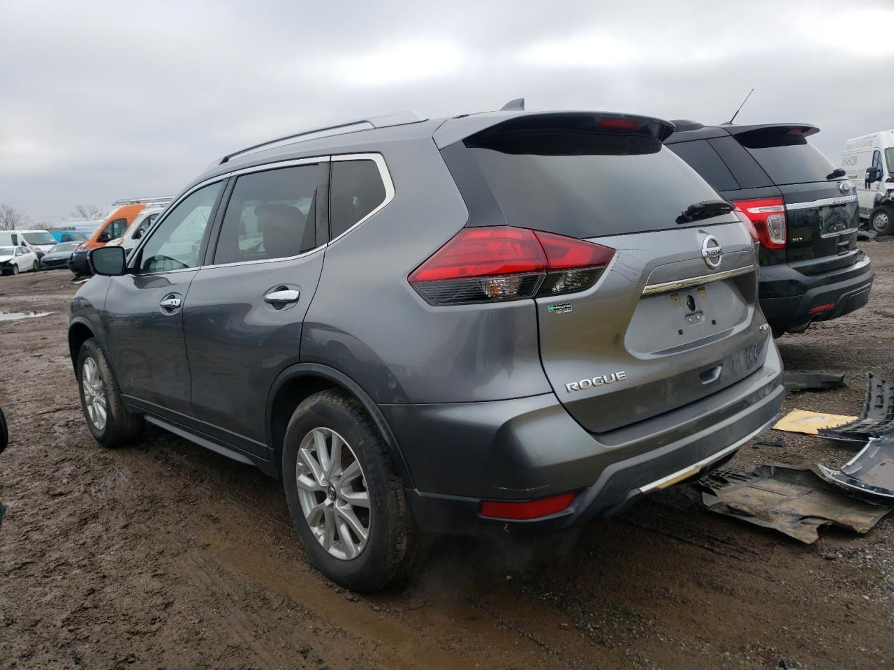 2017 NISSAN ROGUE S - Фото 2