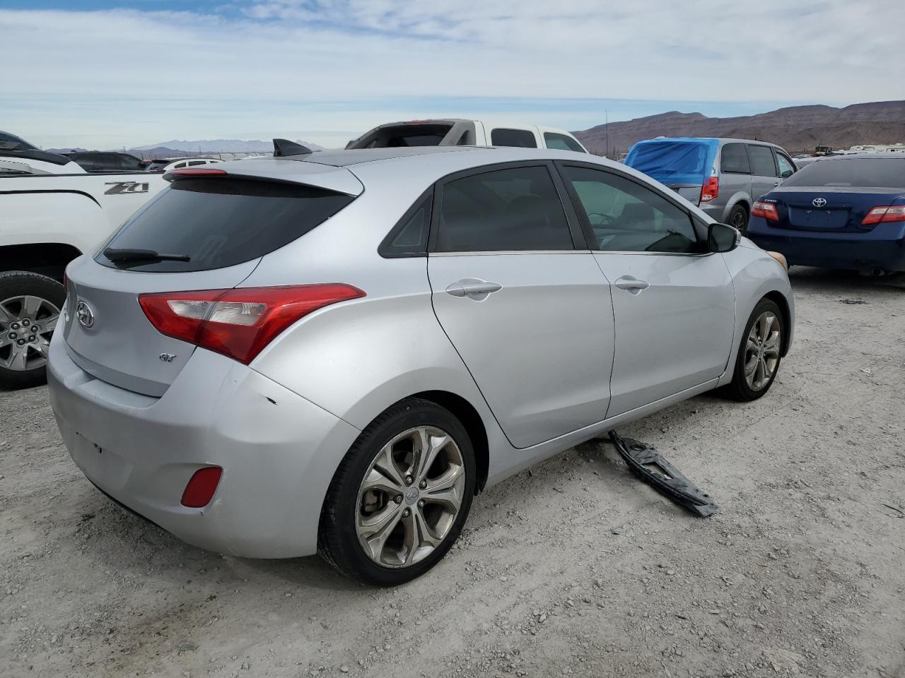 2013 HYUNDAI ELANTRA GT - Image 3