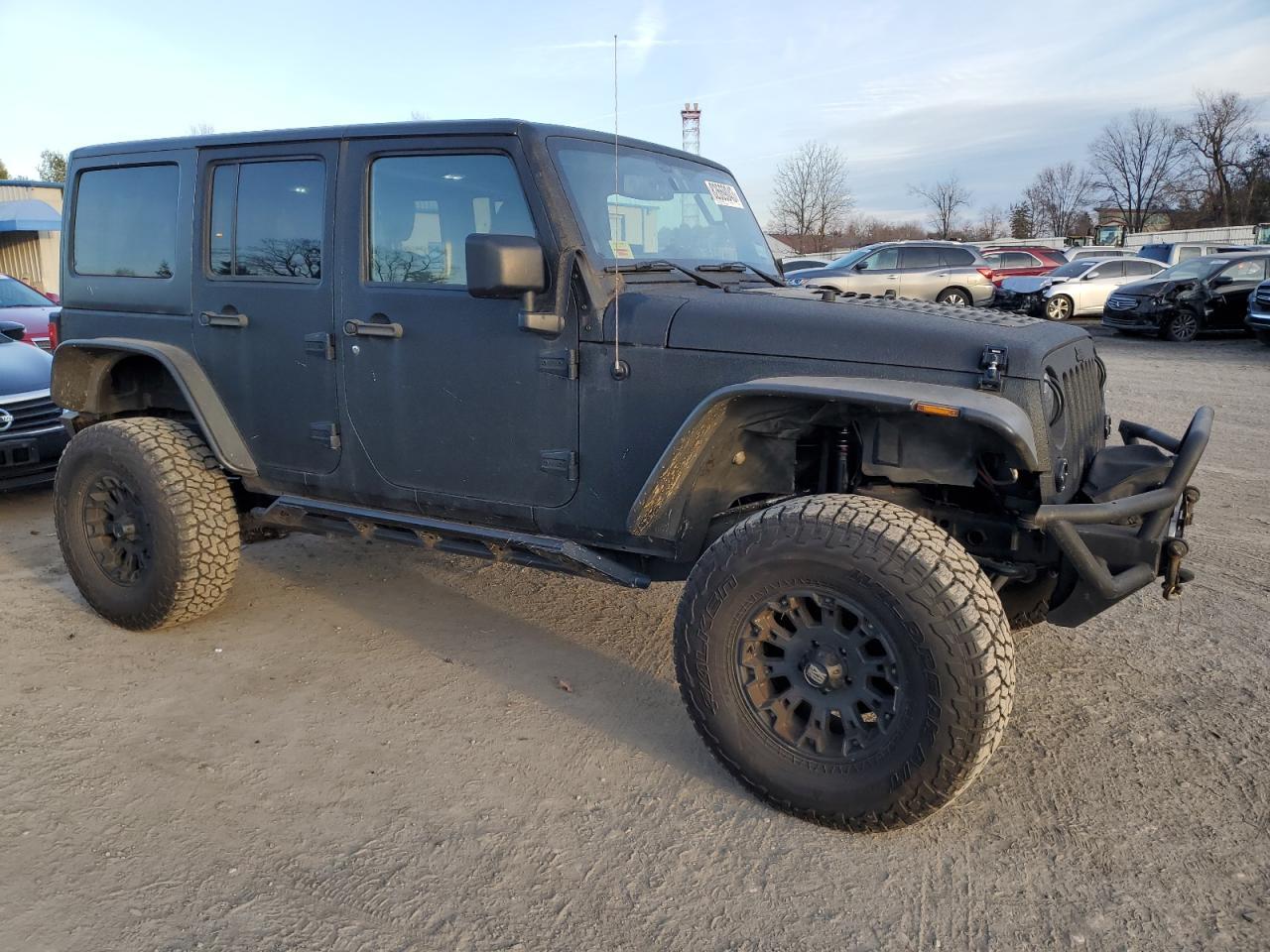 2012 JEEP WRANGLER U - Image 4