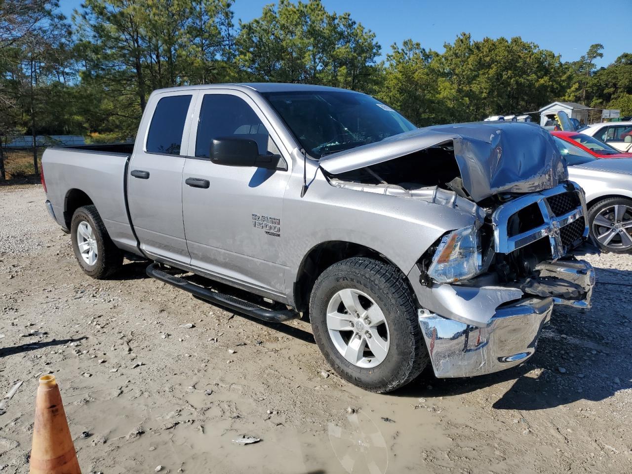 2019 RAM 1500 CLASS - Image 4