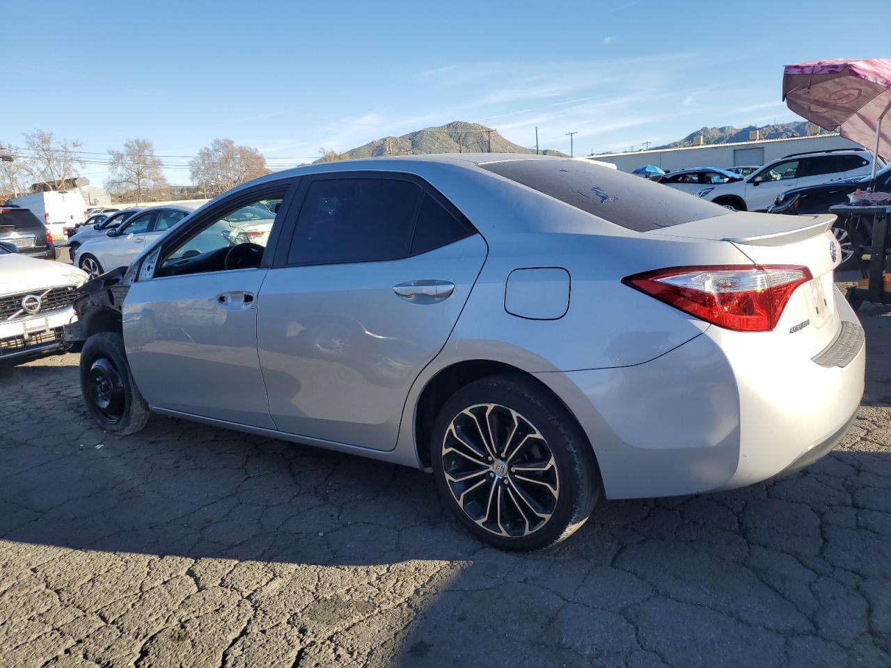 2014 TOYOTA COROLLA L - Image 2