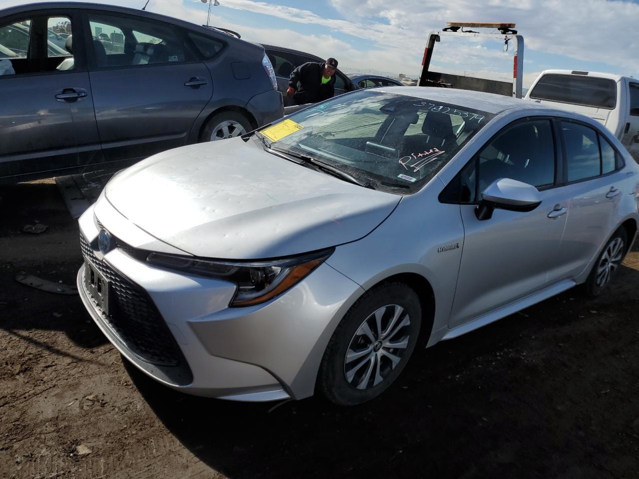 2021 TOYOTA COROLLA LE car image