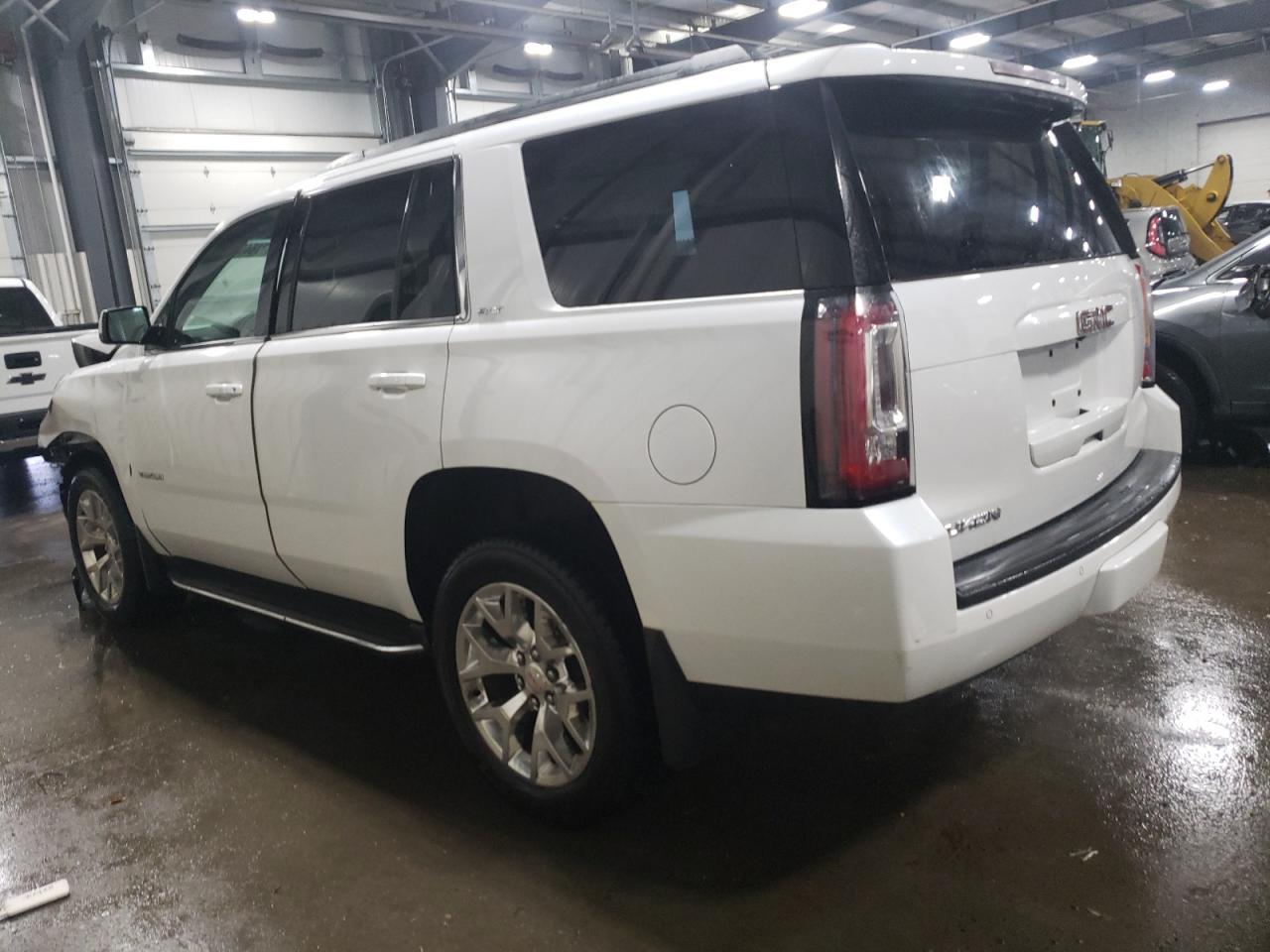 2016 GMC YUKON SLT - Image 2