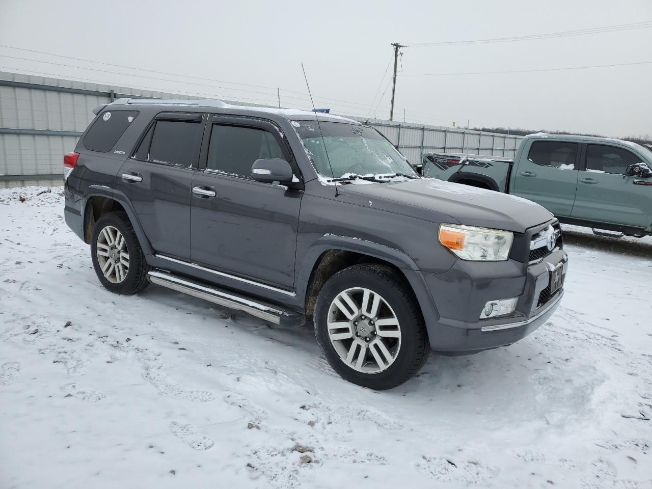 2011 TOYOTA 4RUNNER SR - Image 4
