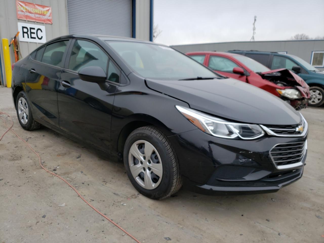 2017 CHEVROLET CRUZE LS - Image 4