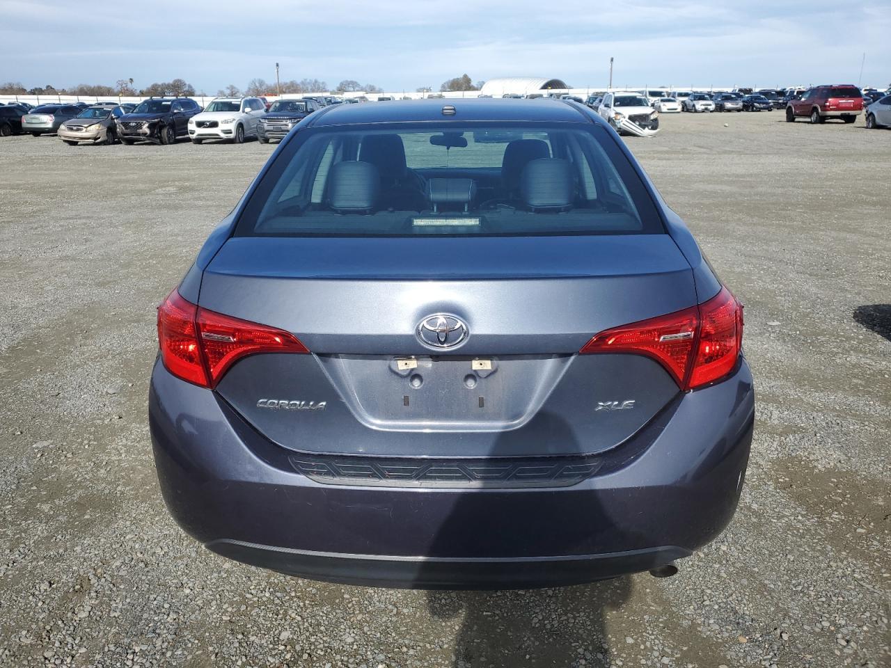 2018 TOYOTA COROLLA L - Image 6