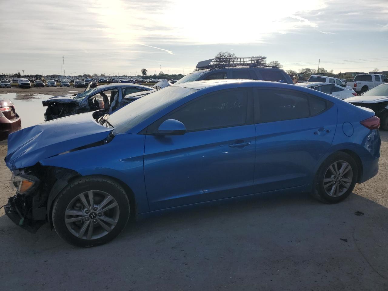 2017 HYUNDAI ELANTRA SE car image