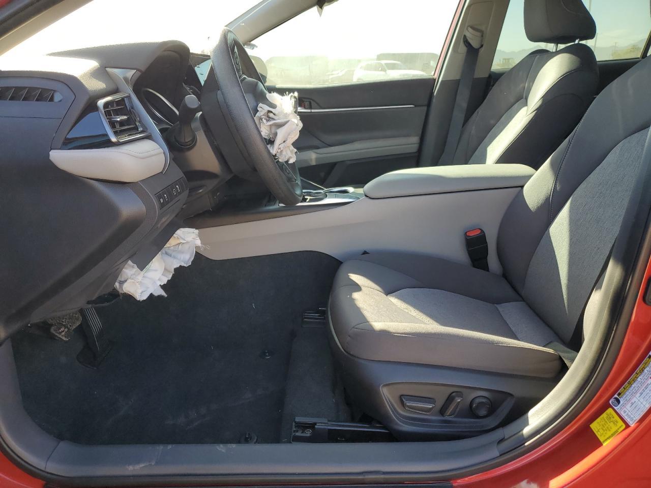 2023 TOYOTA CAMRY LE - Фото 7