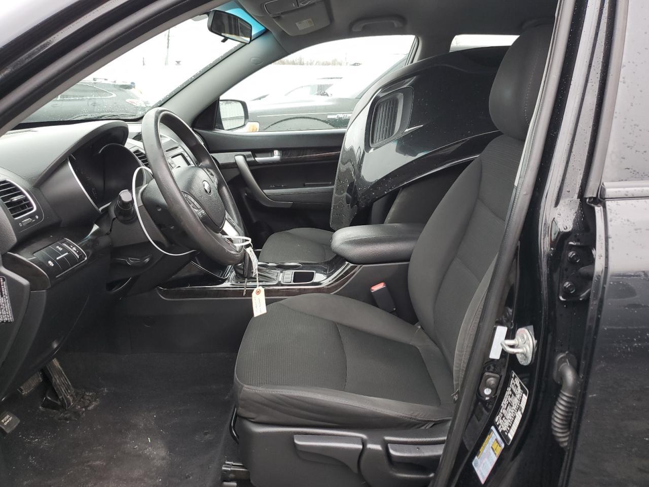 2014 KIA SORENTO LX - Image 7