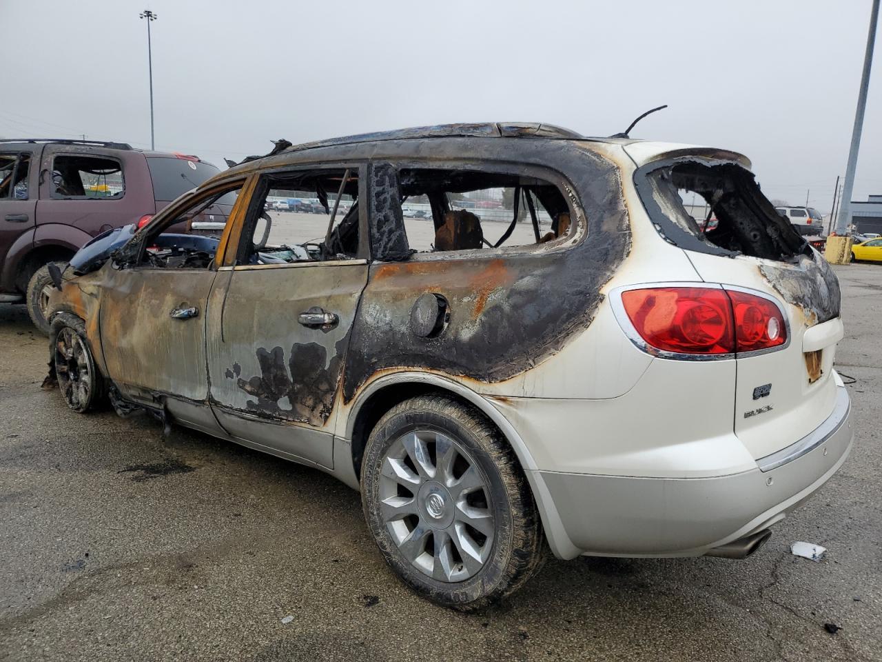 2011 BUICK ENCLAVE CX - Image 2