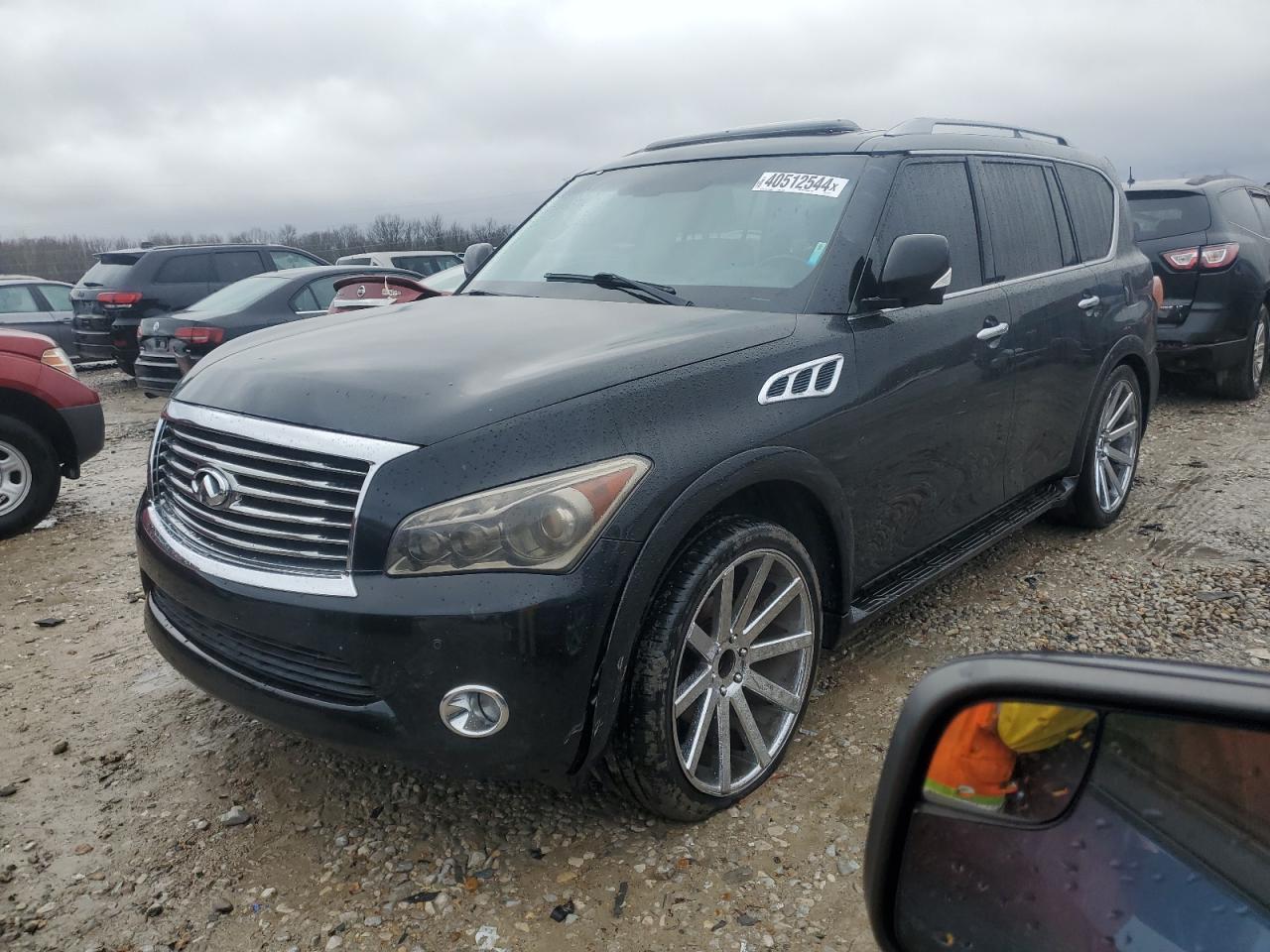 2011 INFINITI QX56 car image