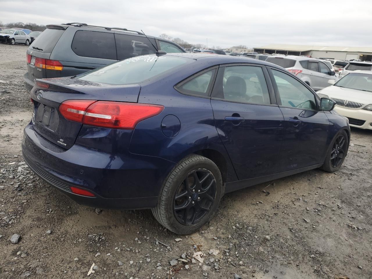 2016 FORD FOCUS SE - Фото 3