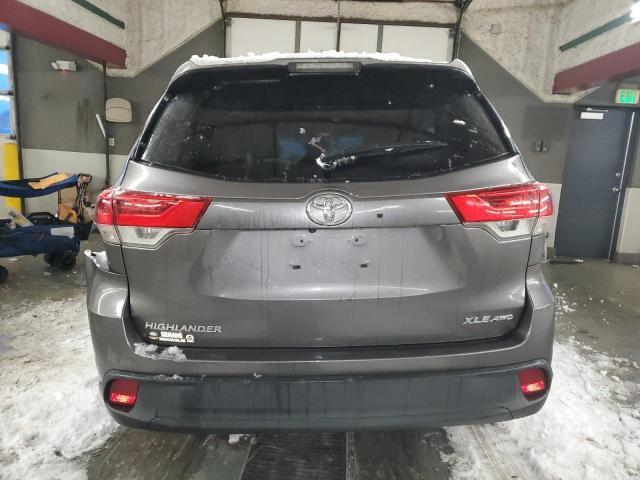 2018 Toyota Highlander Se - Фото 6