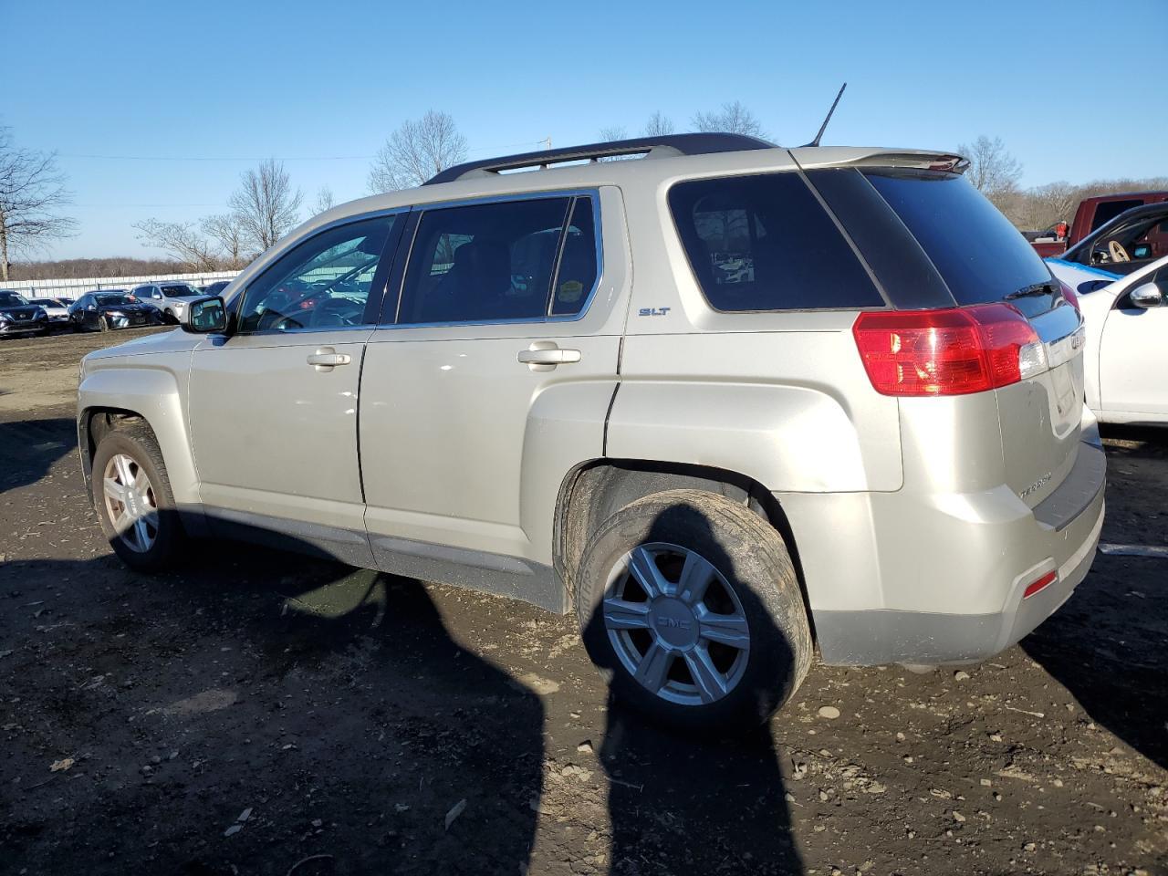 2014 GMC TERRAIN SL - Фото 2