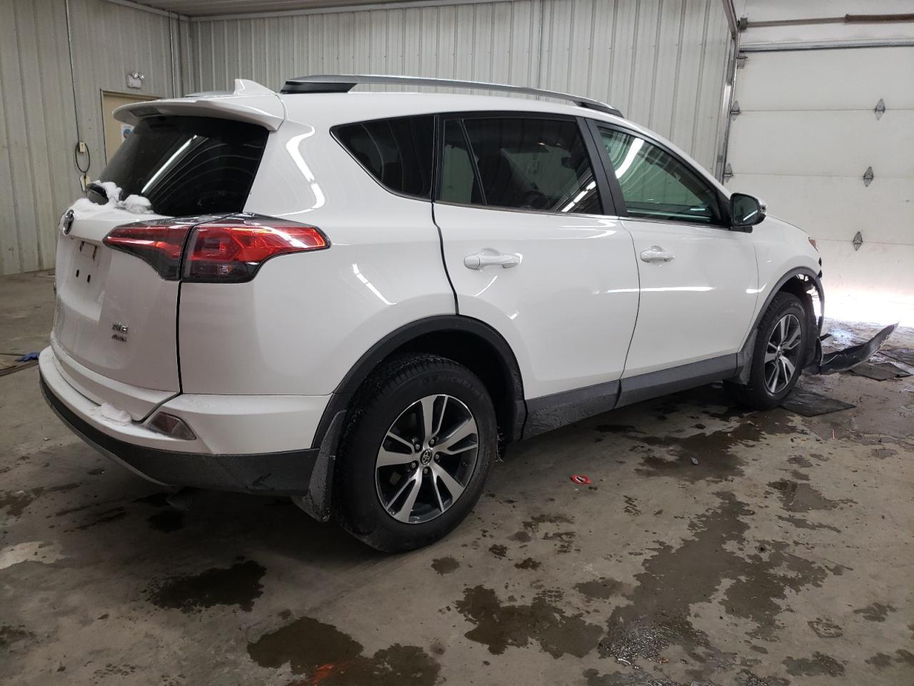 2018 TOYOTA RAV4 ADVEN - Image 3