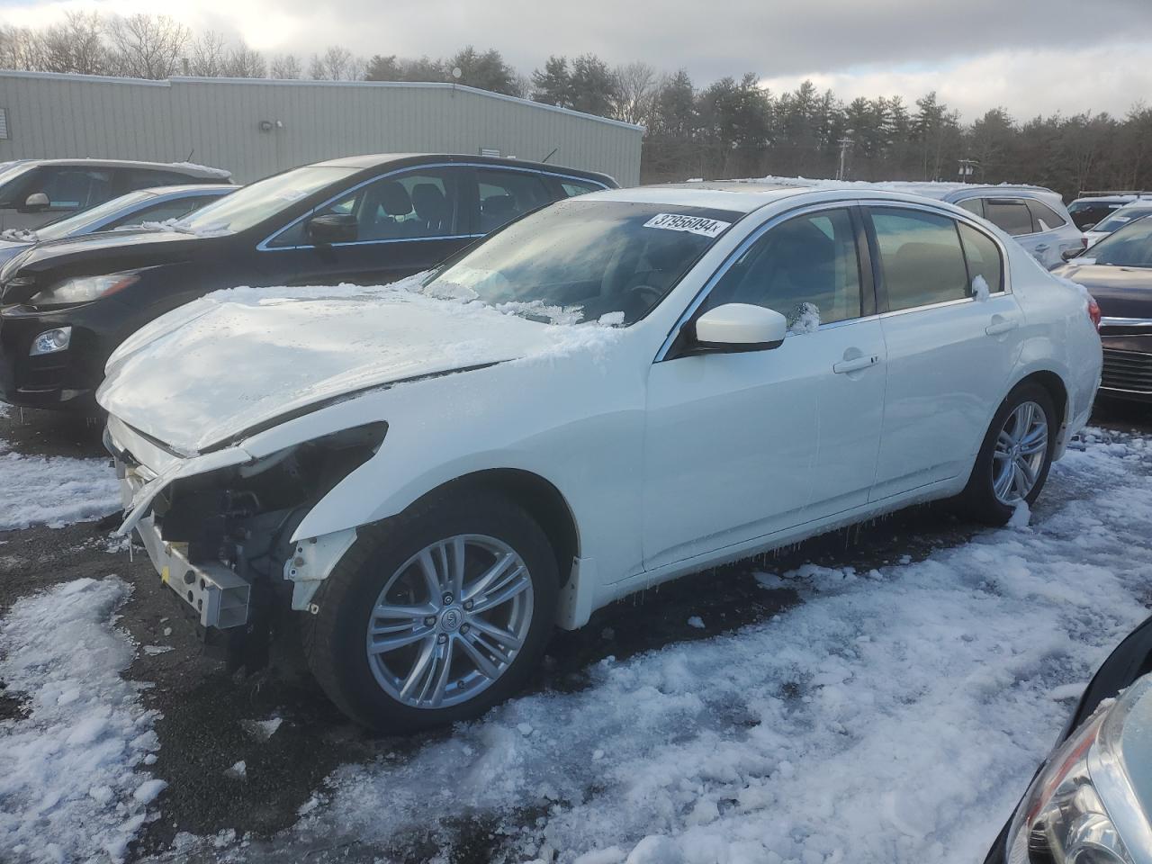 2013 INFINITI G37 car image