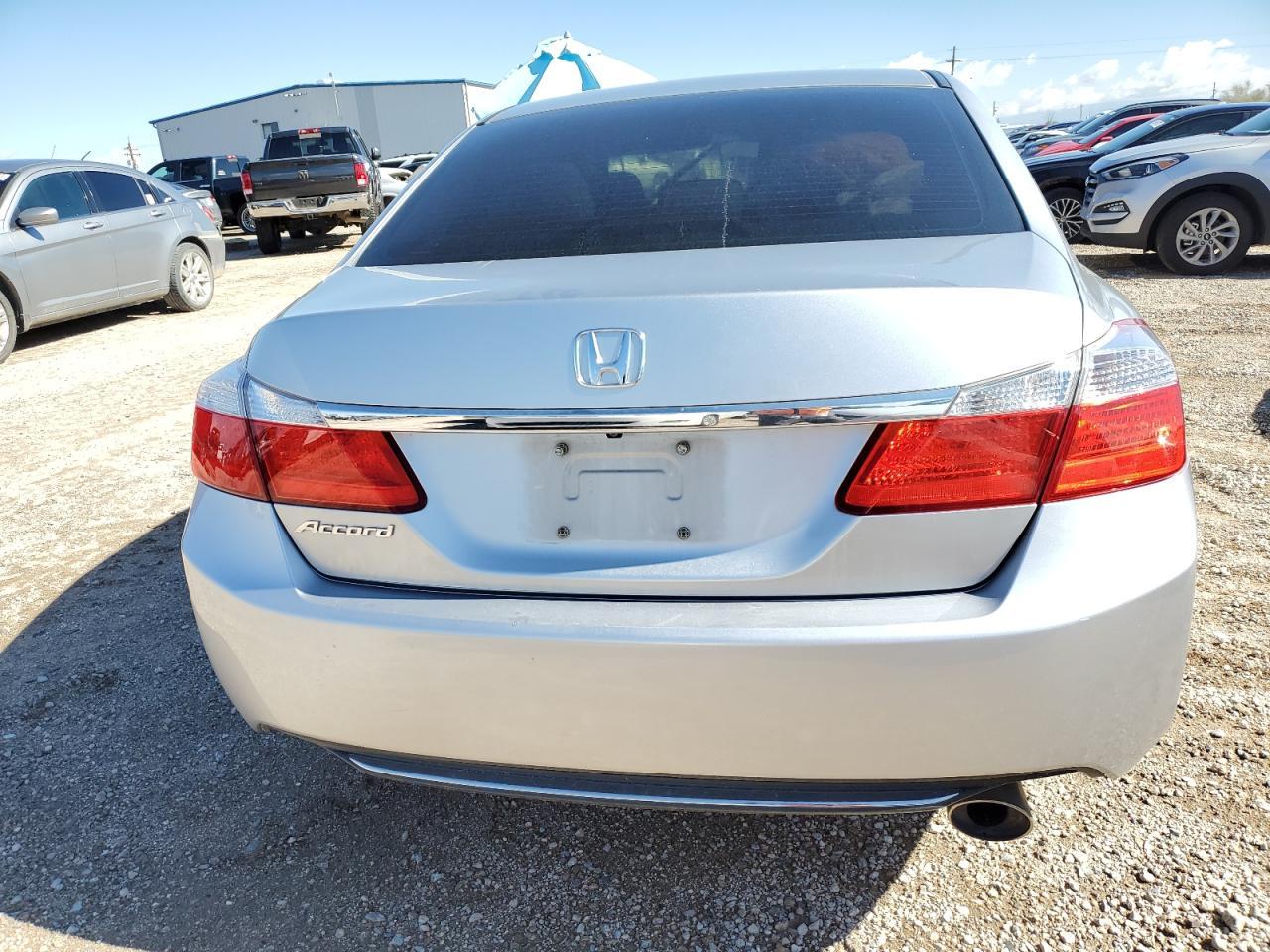 2014 HONDA ACCORD LX - Фото 6