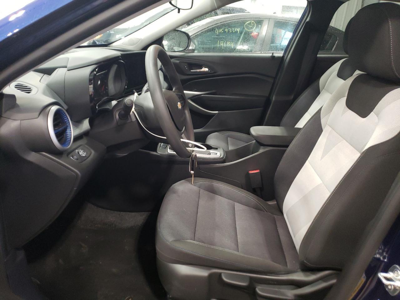 2024 CHEVROLET TRAX LS - Фото 7