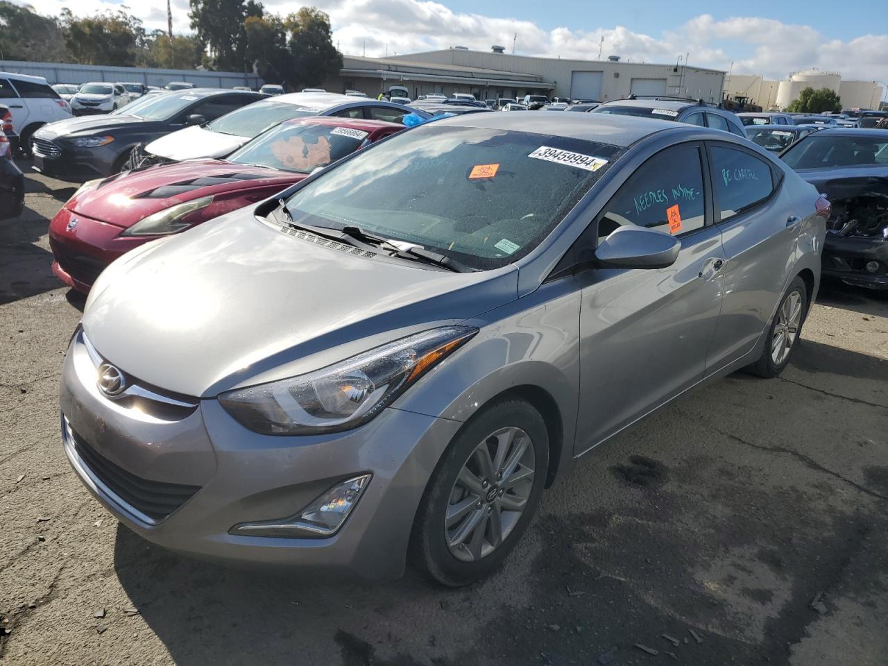 2015 HYUNDAI ELANTRA SE
