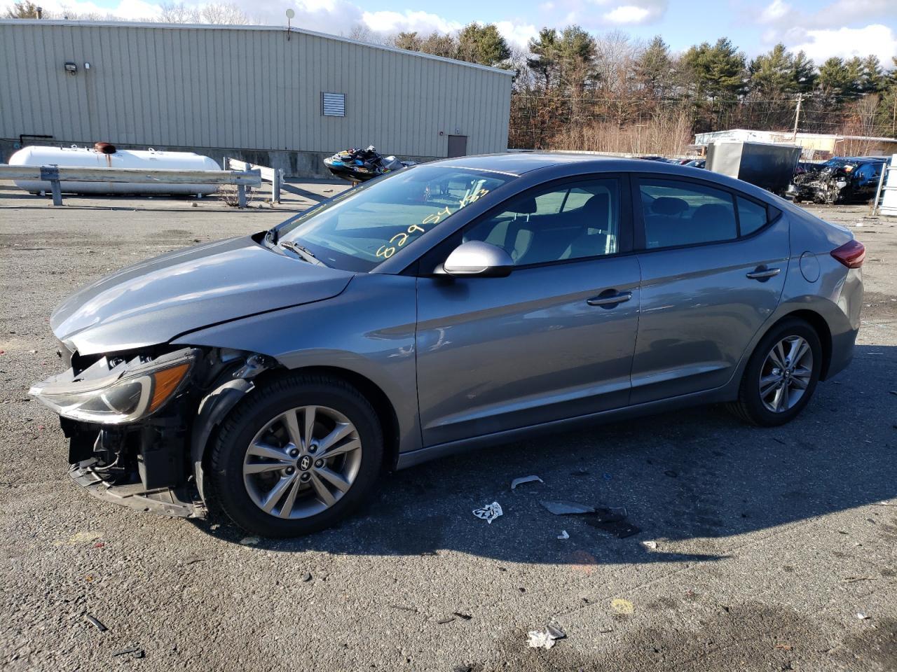 2018 HYUNDAI ELANTRA SE