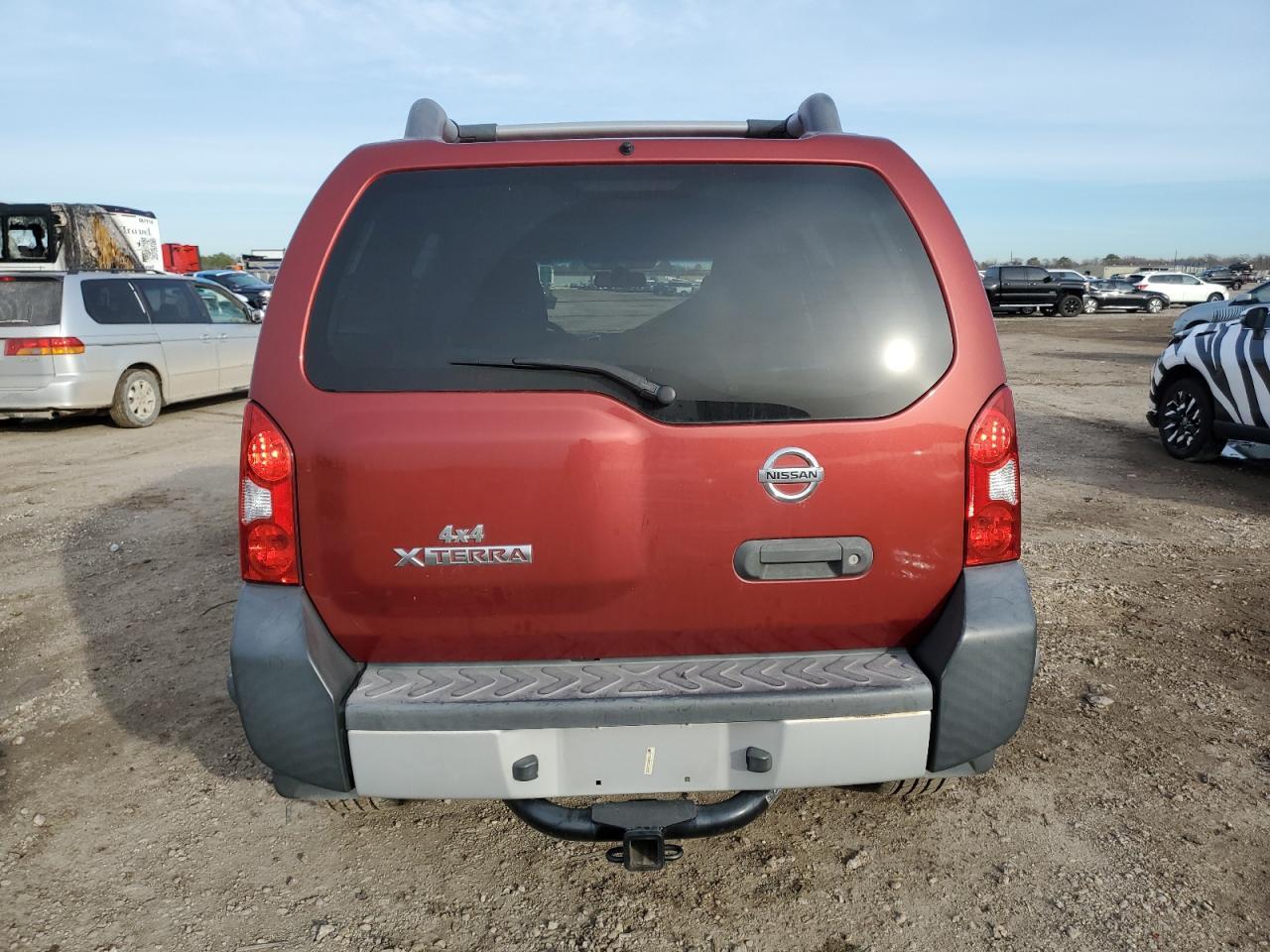 2013 NISSAN XTERRA X - Фото 6