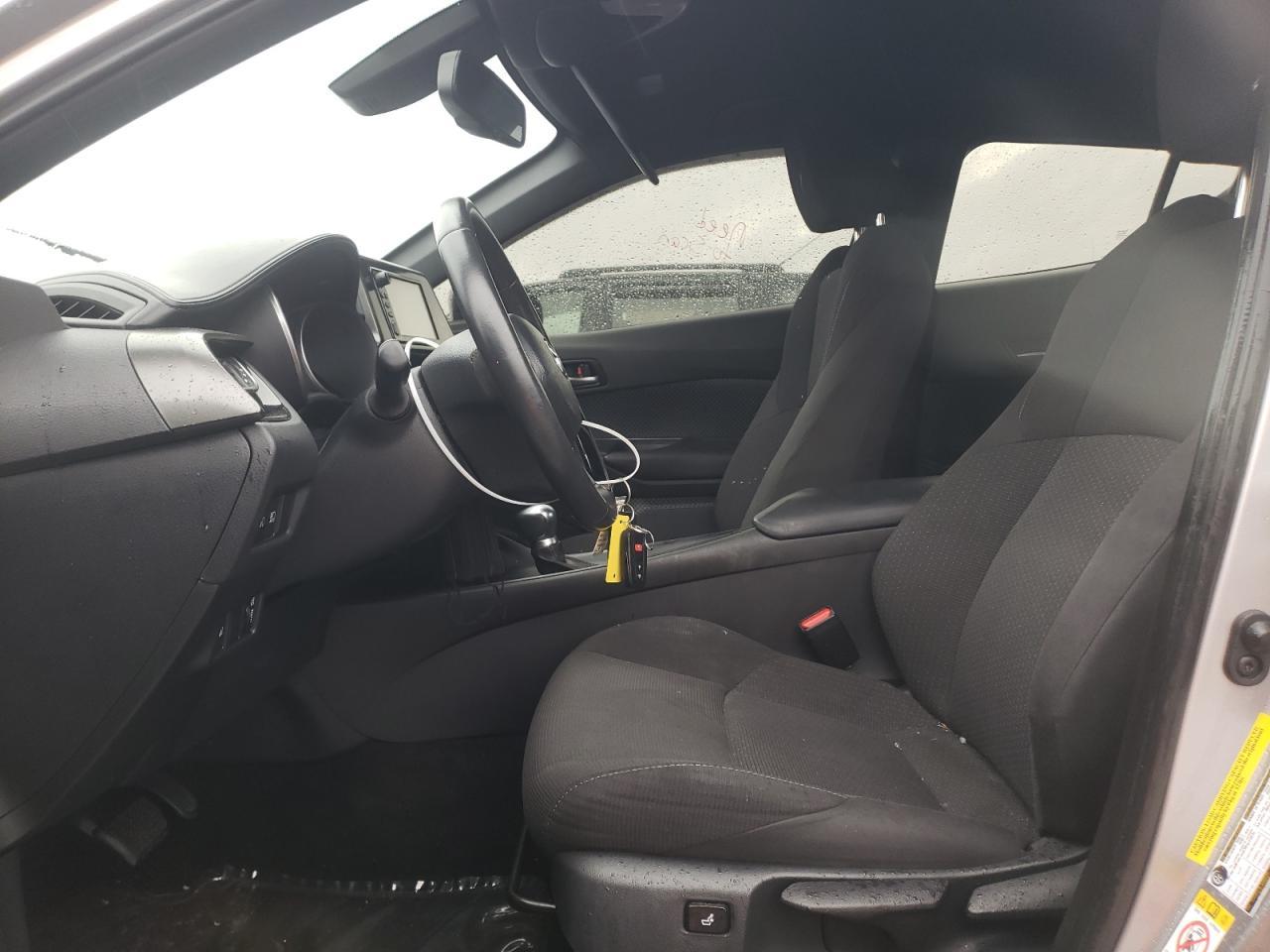 2018 TOYOTA C-HR XLE - Фото 7