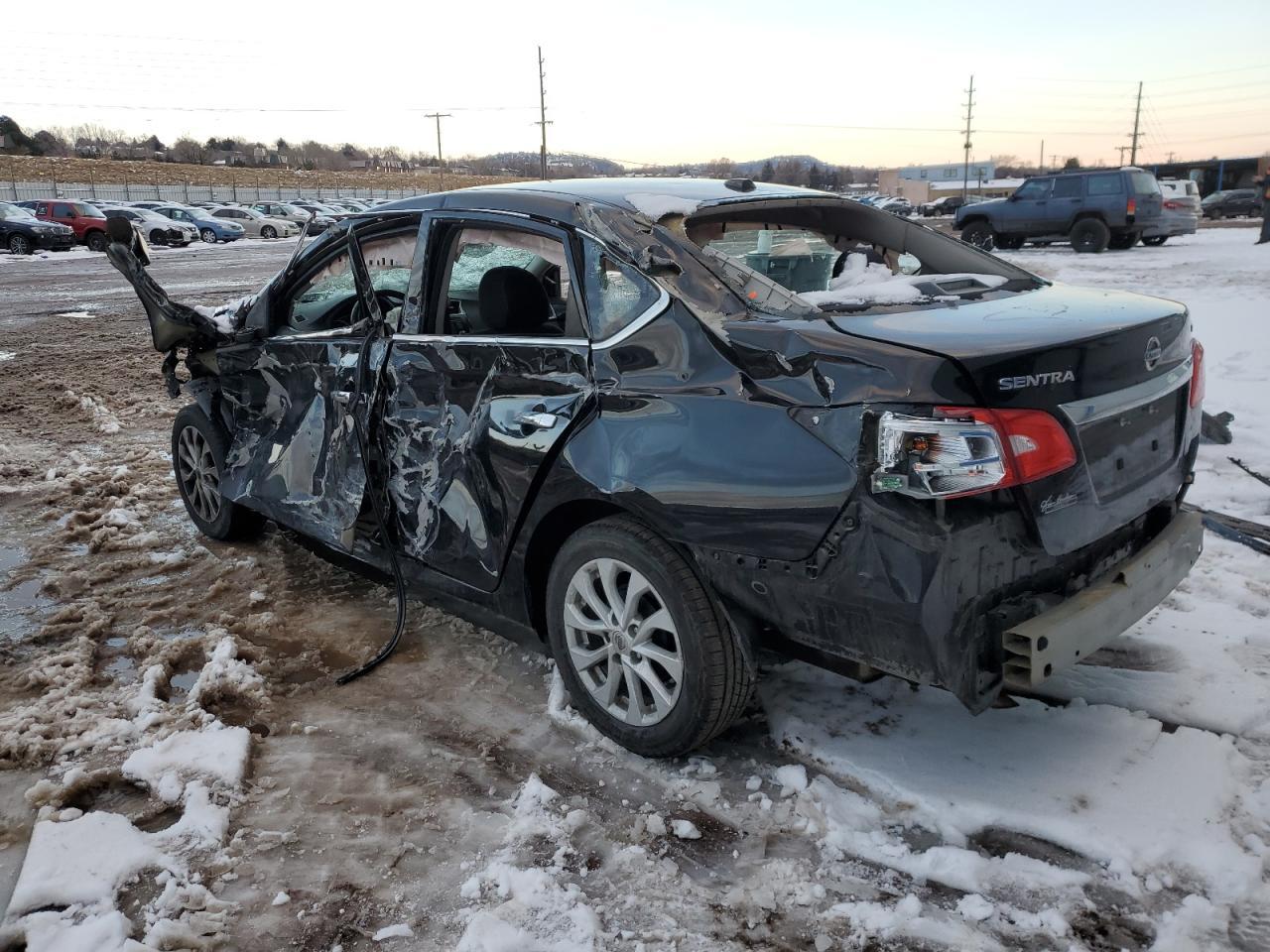 2018 NISSAN SENTRA S - Фото 2