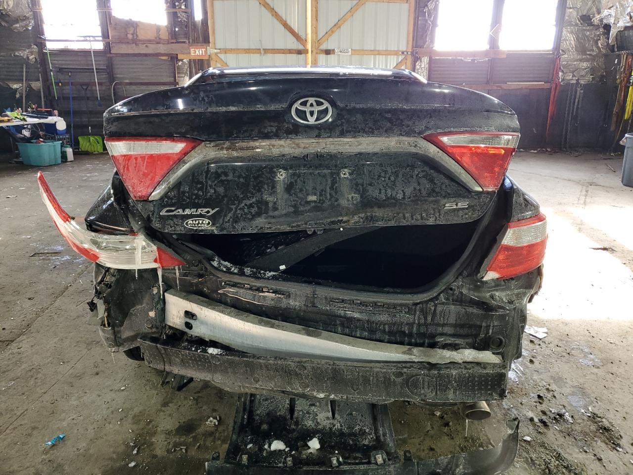 2015 TOYOTA CAMRY LE - Фото 6