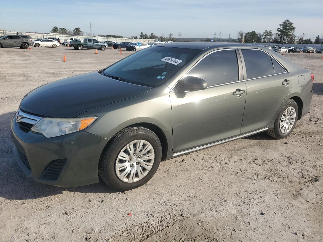 2014 TOYOTA CAMRY L