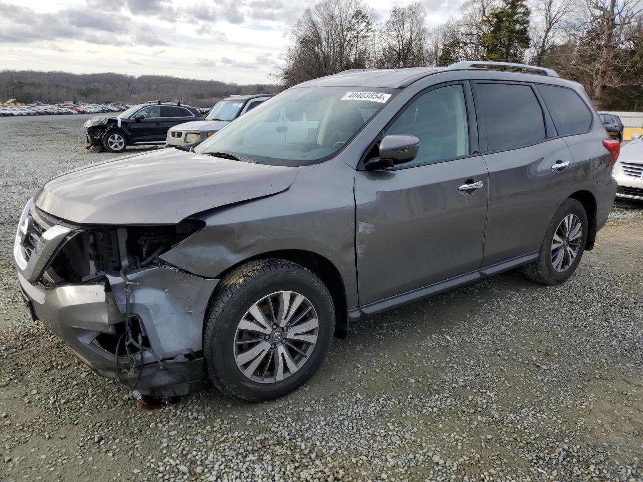 2017 NISSAN PATHFINDER