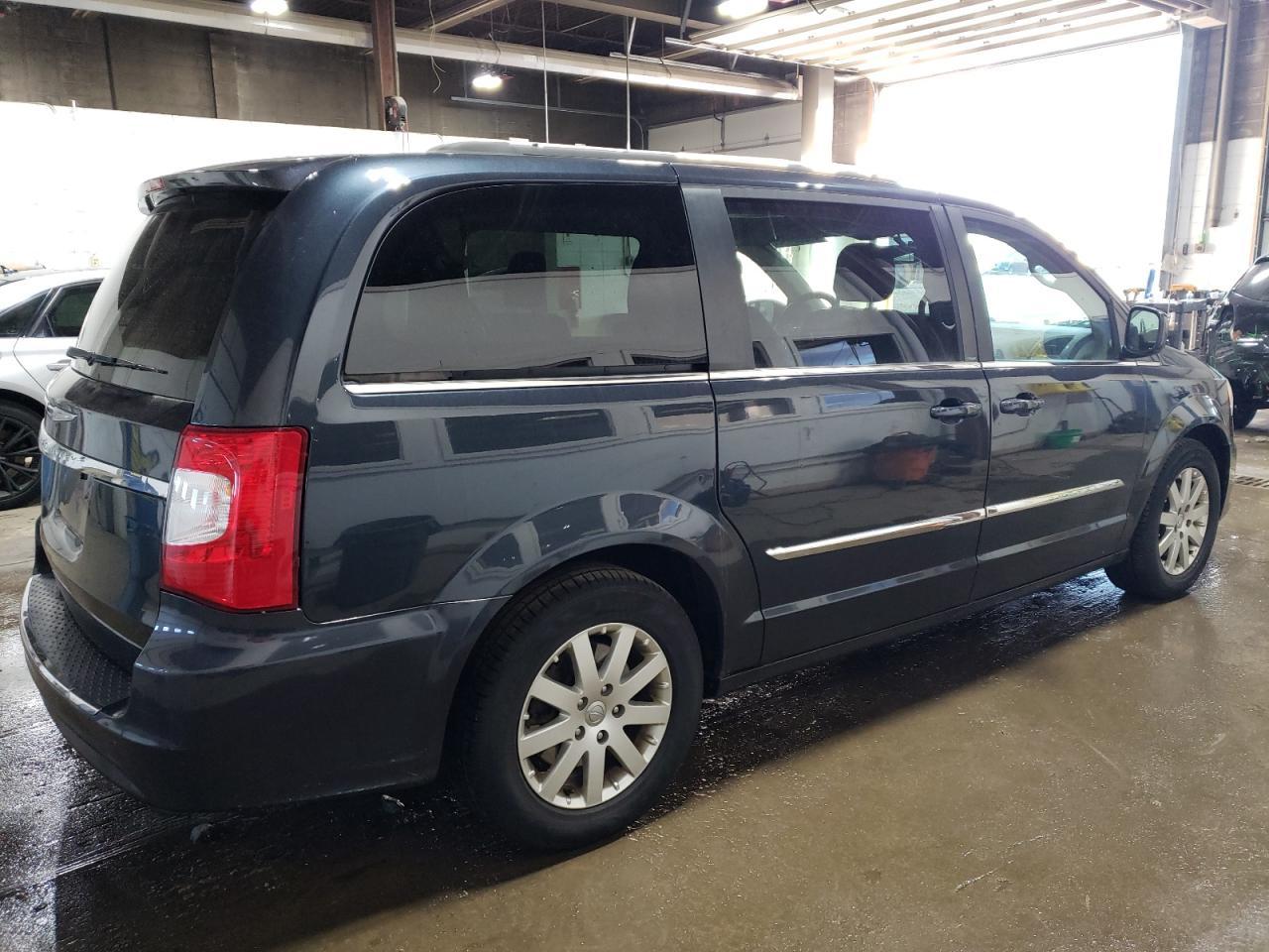 2014 CHRYSLER TOWN & COU - Фото 3