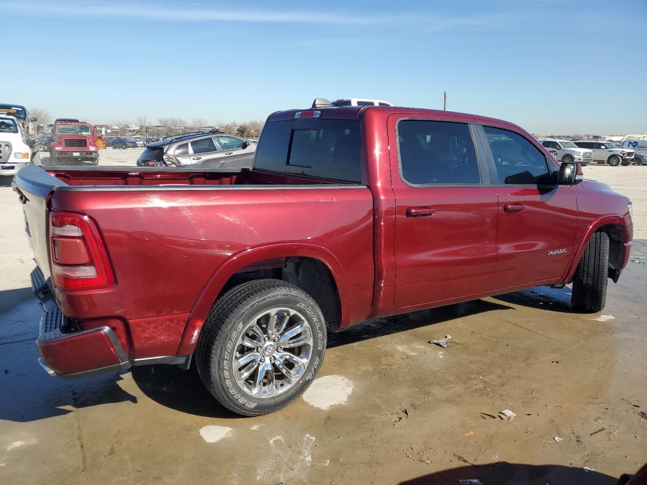 2019 RAM 1500 LARAM - Фото 3
