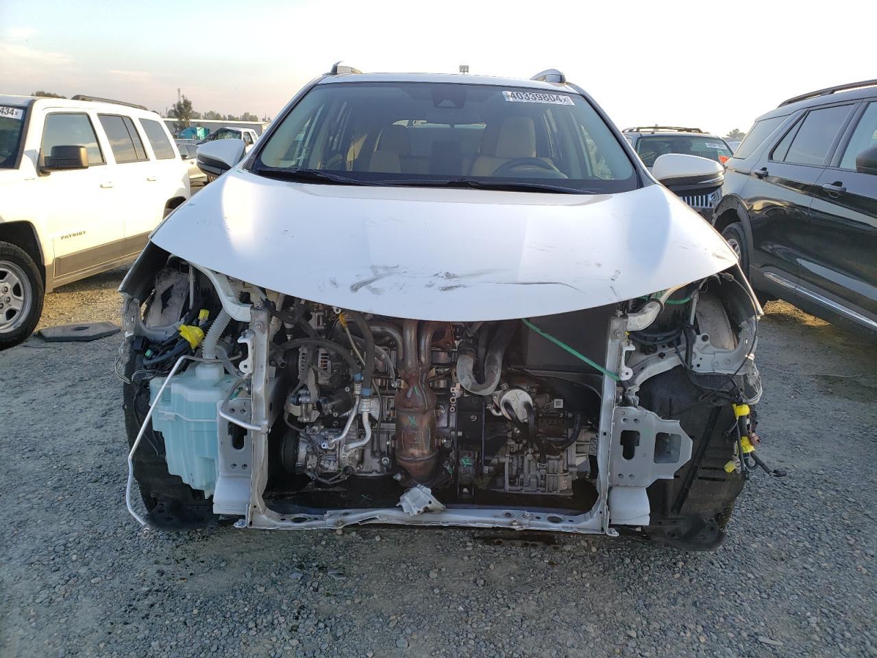 2017 TOYOTA RAV4 XLE - Image 5