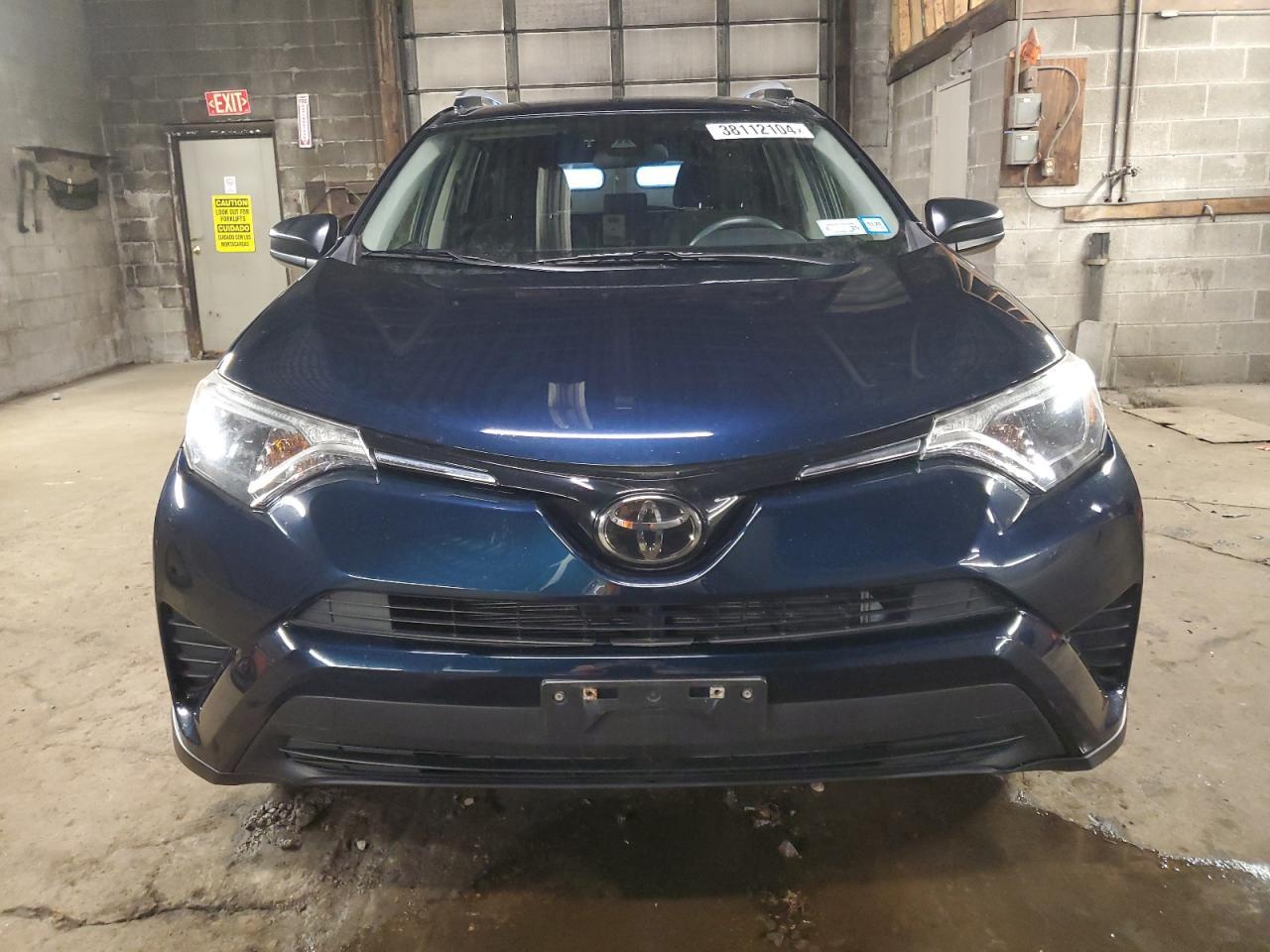 2018 TOYOTA RAV4 LE - Image 5