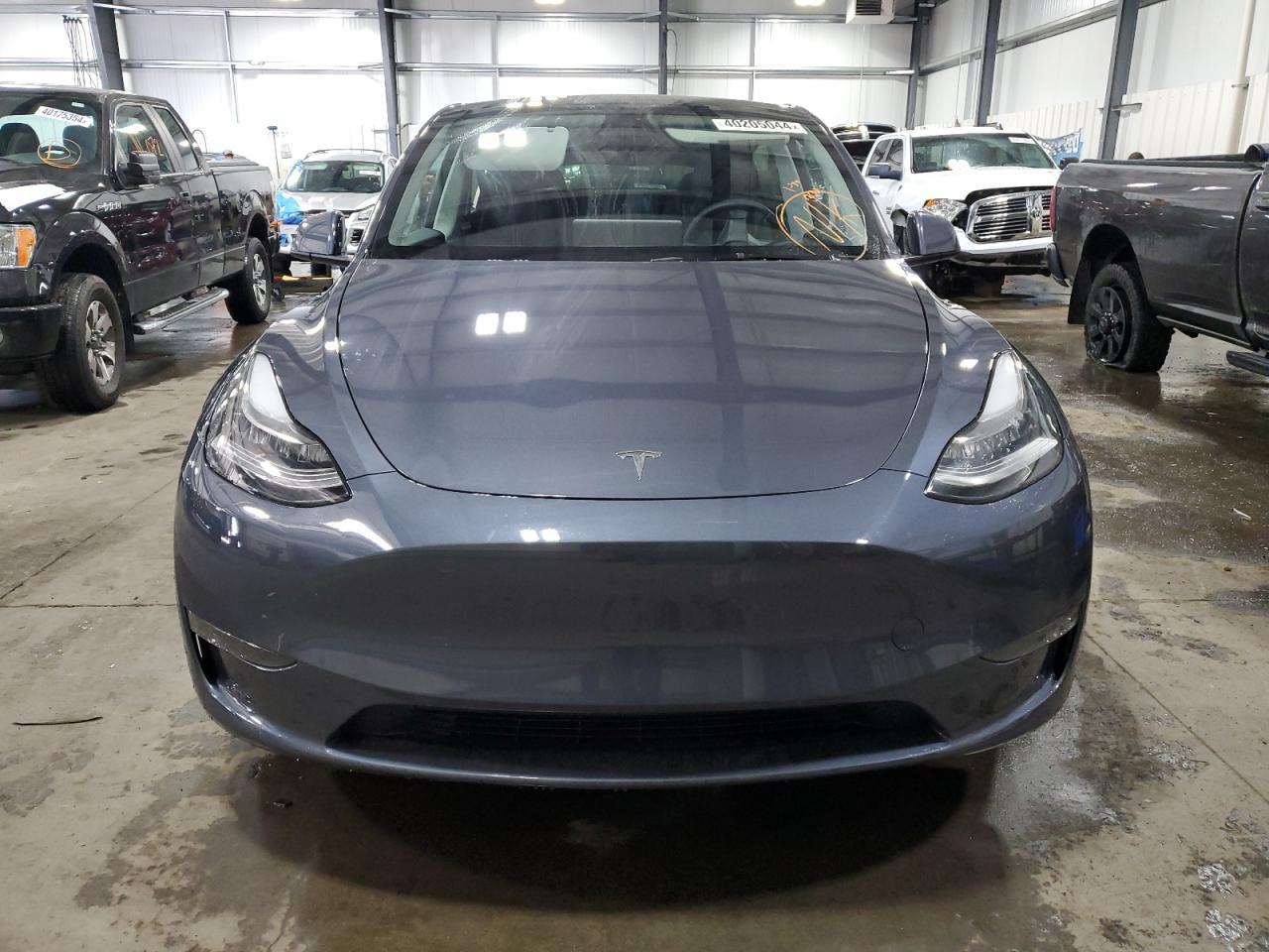 2023 TESLA MODEL Y - Фото 5