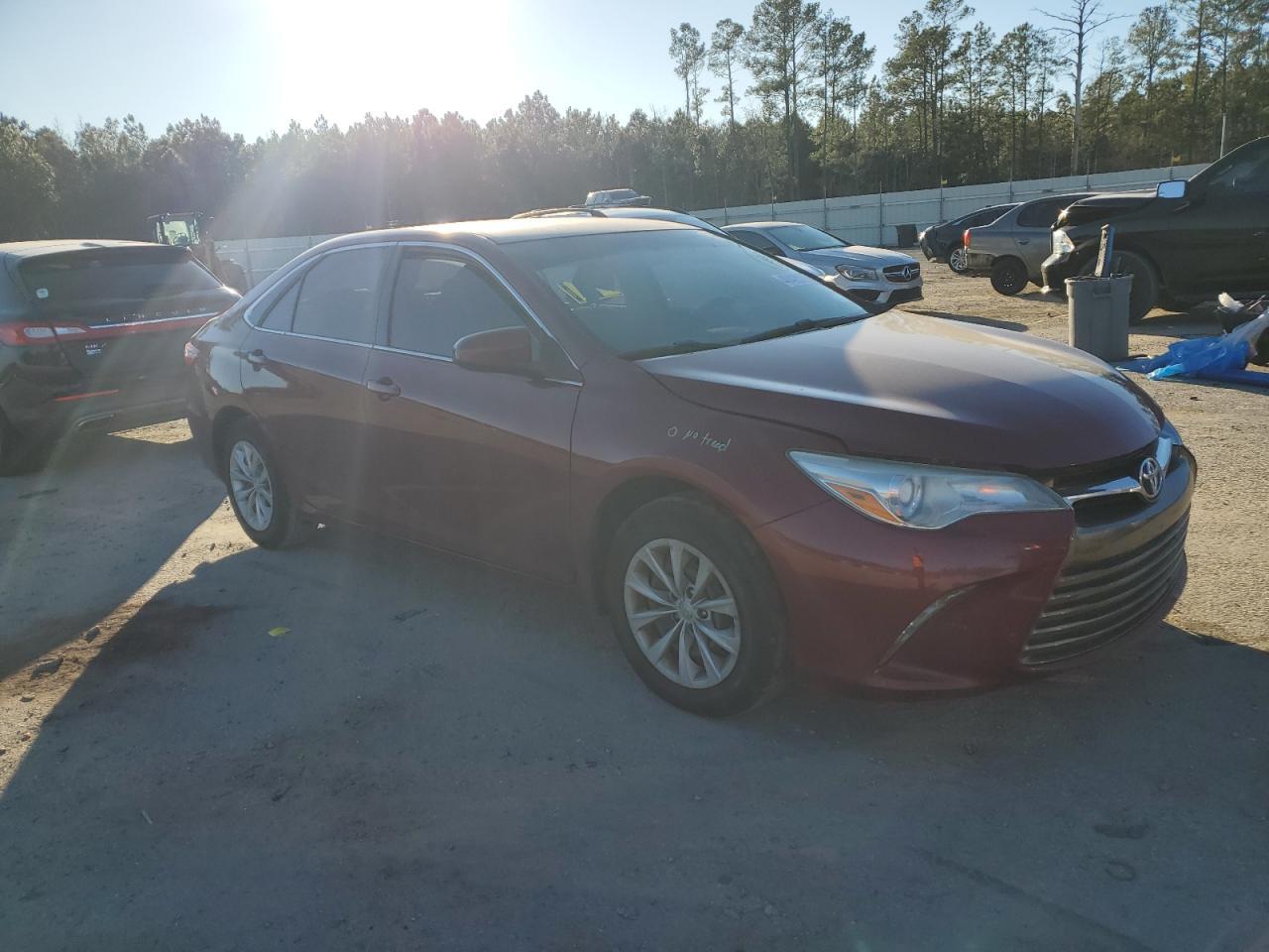 2016 TOYOTA CAMRY LE - Image 4