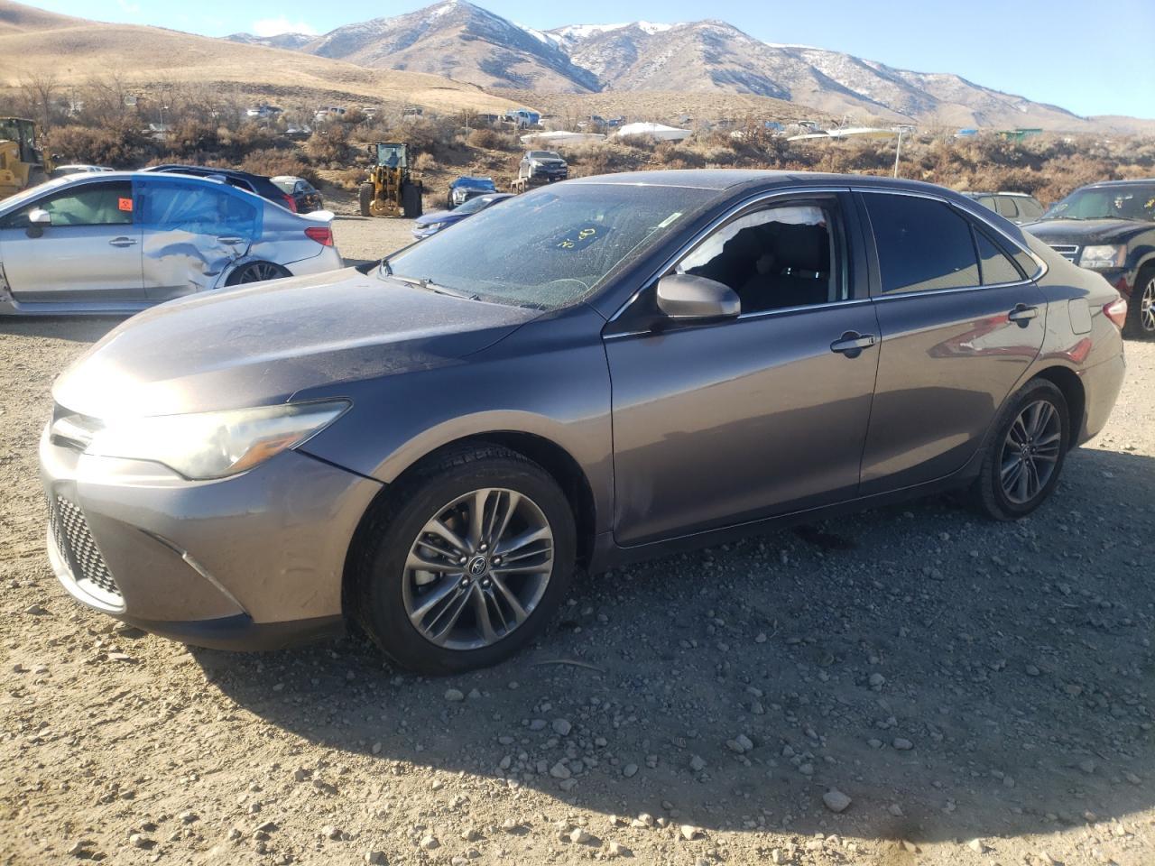 2016 TOYOTA CAMRY LE