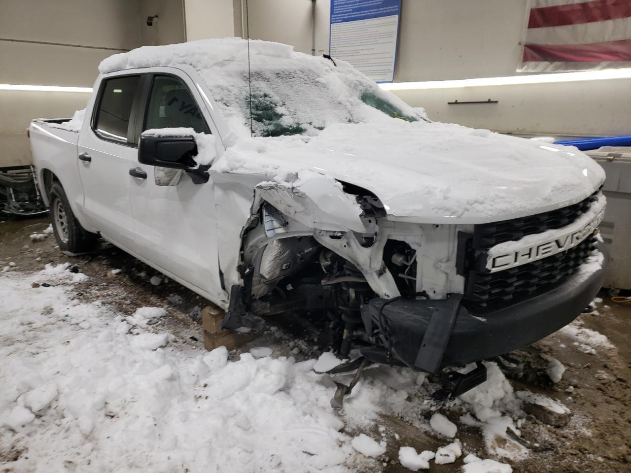 2019 CHEVROLET SILVERADO - Фото 4
