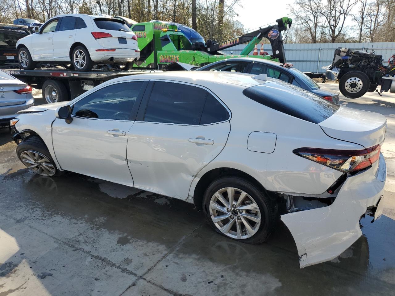 2023 TOYOTA CAMRY LE - Фото 2