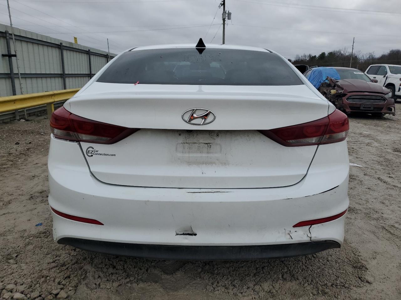 2017 HYUNDAI ELANTRA SE - Image 6