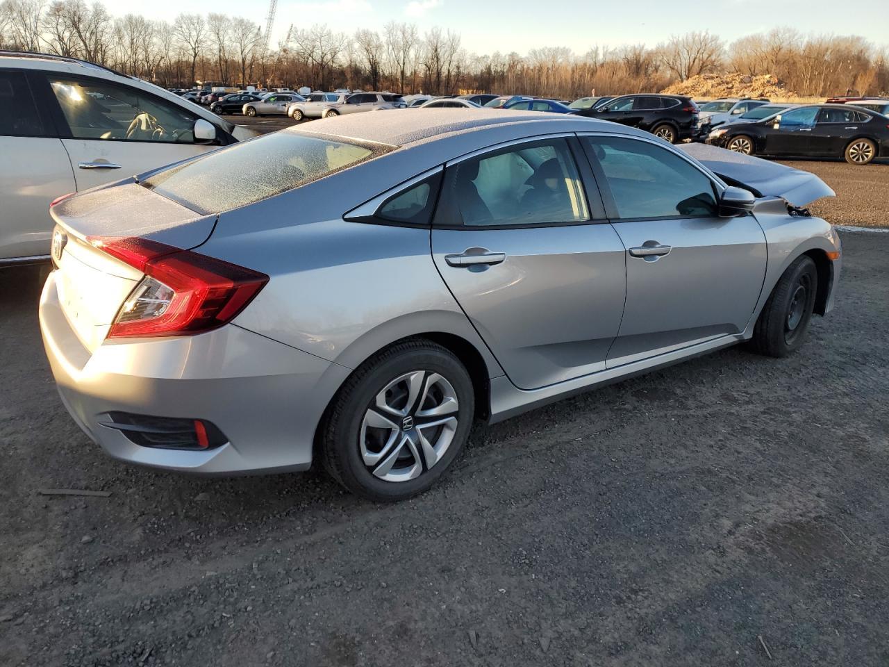 2017 HONDA CIVIC LX - Image 3