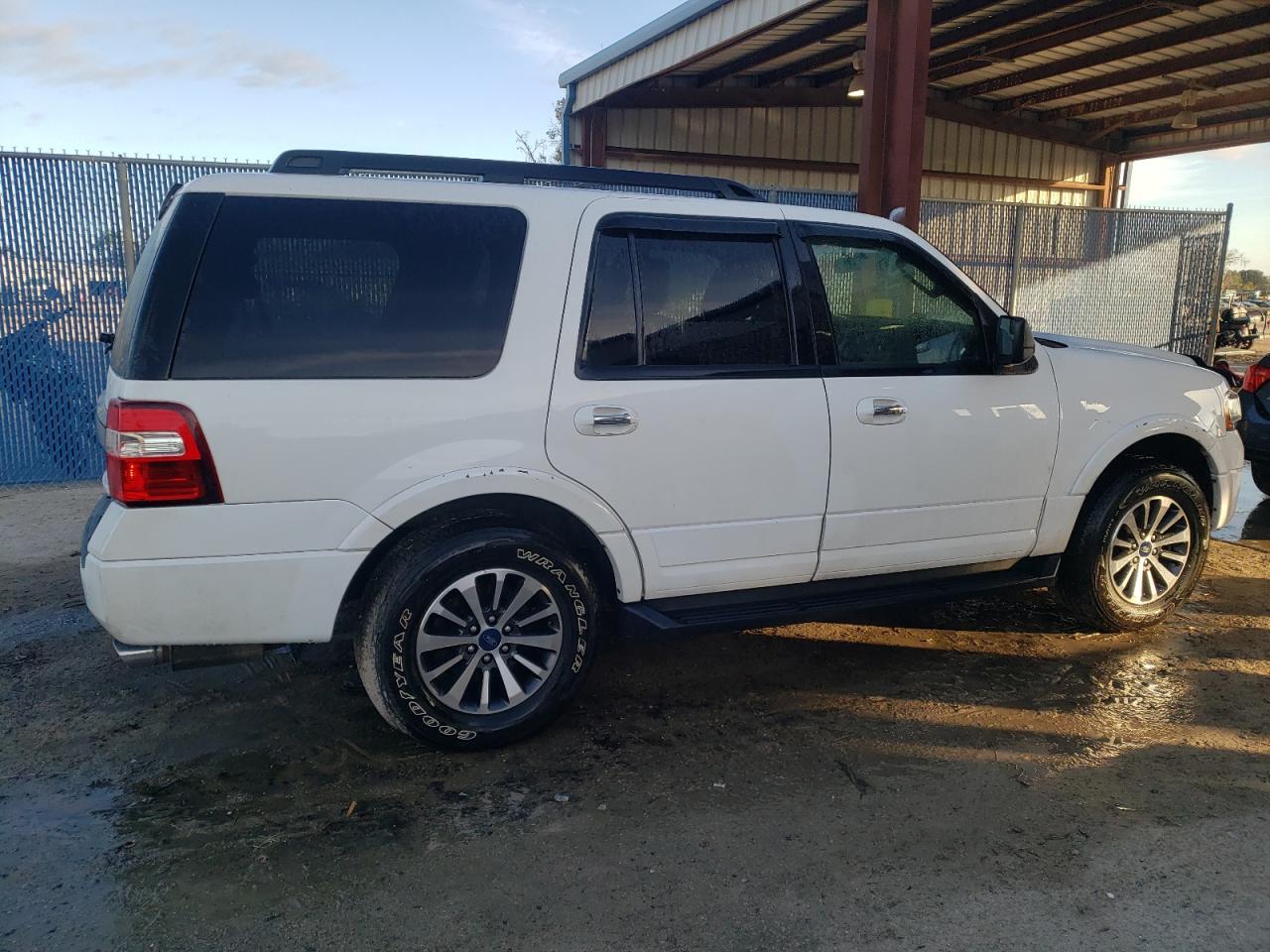 2017 FORD EXPEDITION - Фото 3